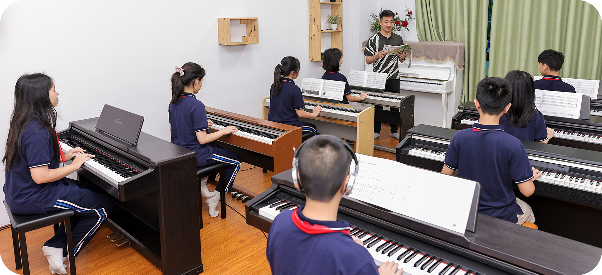 School tour image