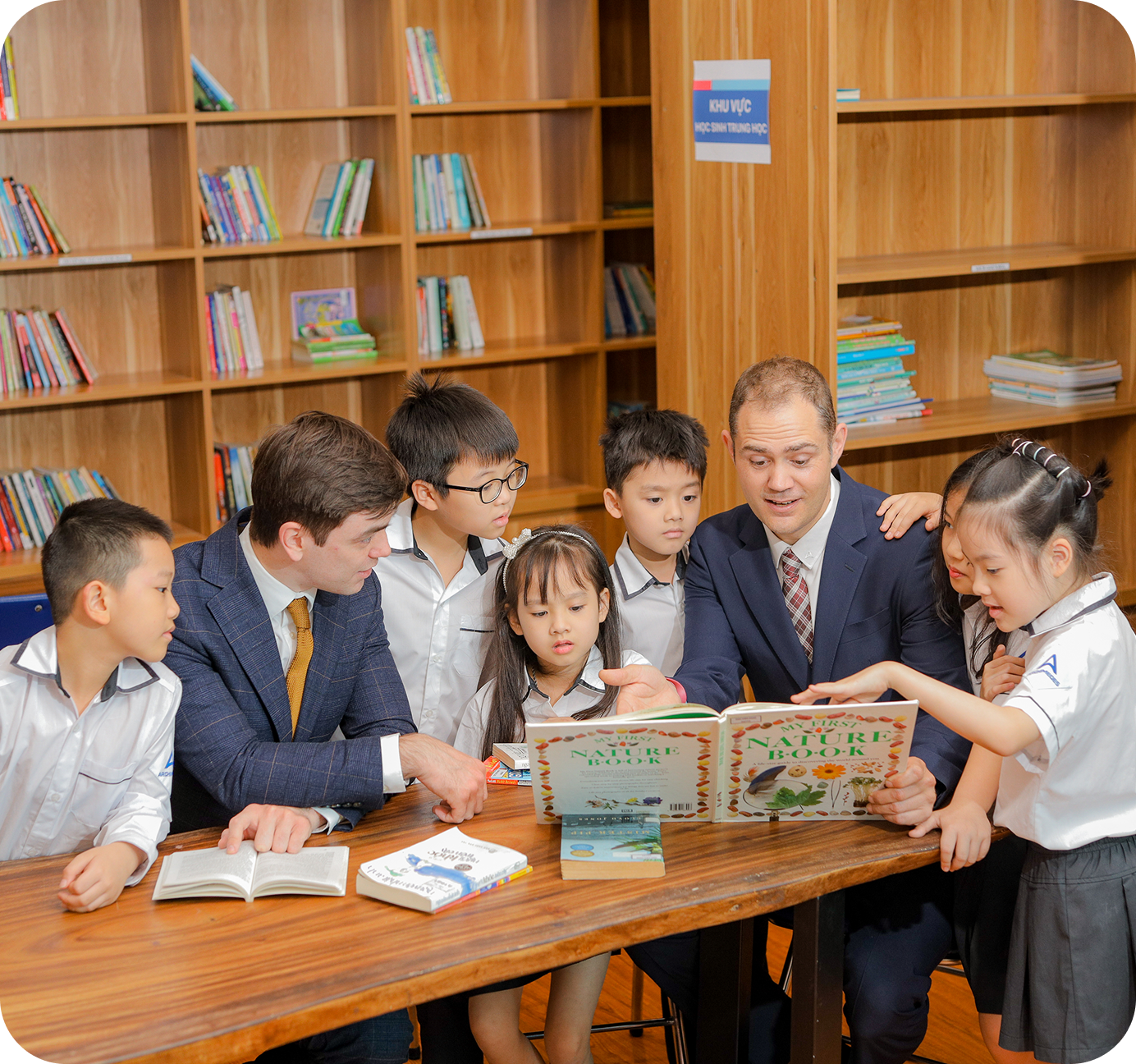 School tour image