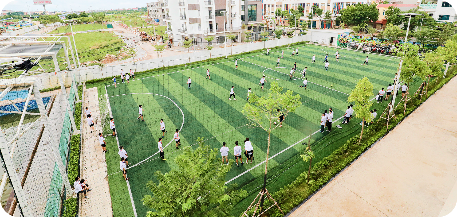 School tour image
